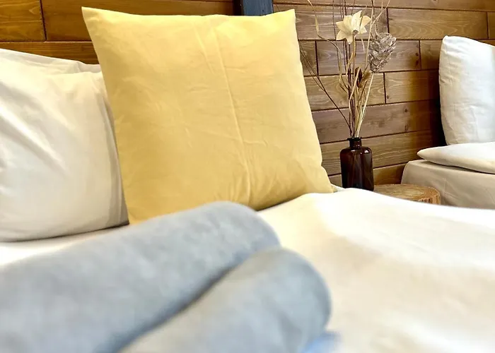 Red House Family House Hotel