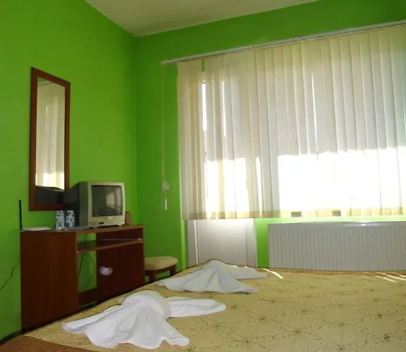 Hotel Red House Family House Bansko