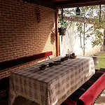 Red House Family House ホテル 3*