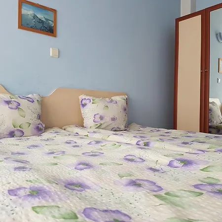 فندق Red House Family House بانسكو