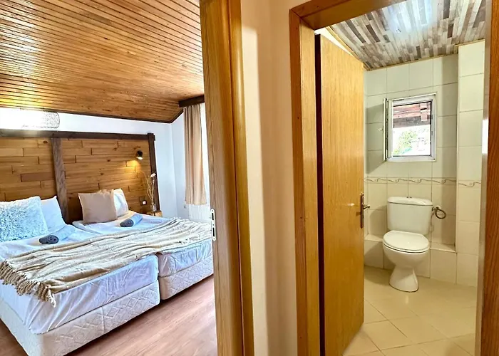 Red House Family House 3* Bansko