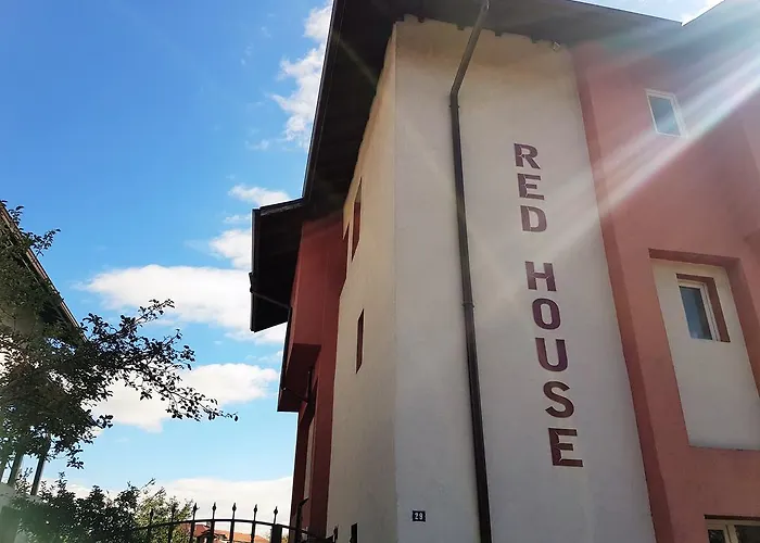 Red House Family House 3* Bansko