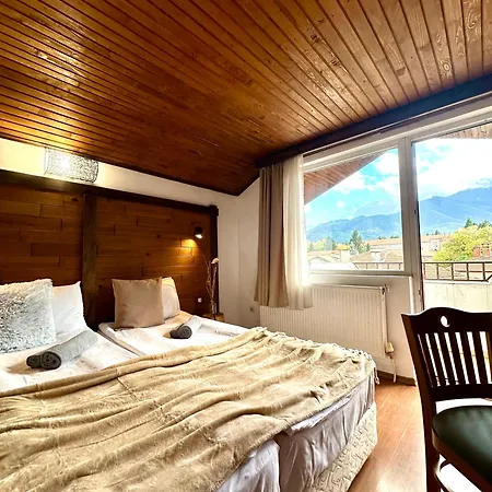 Hotel Red House Family House 3*